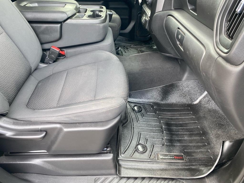 Chevrolet Silverado 1500 Custom Crew Cab Short Box 4WD 2021