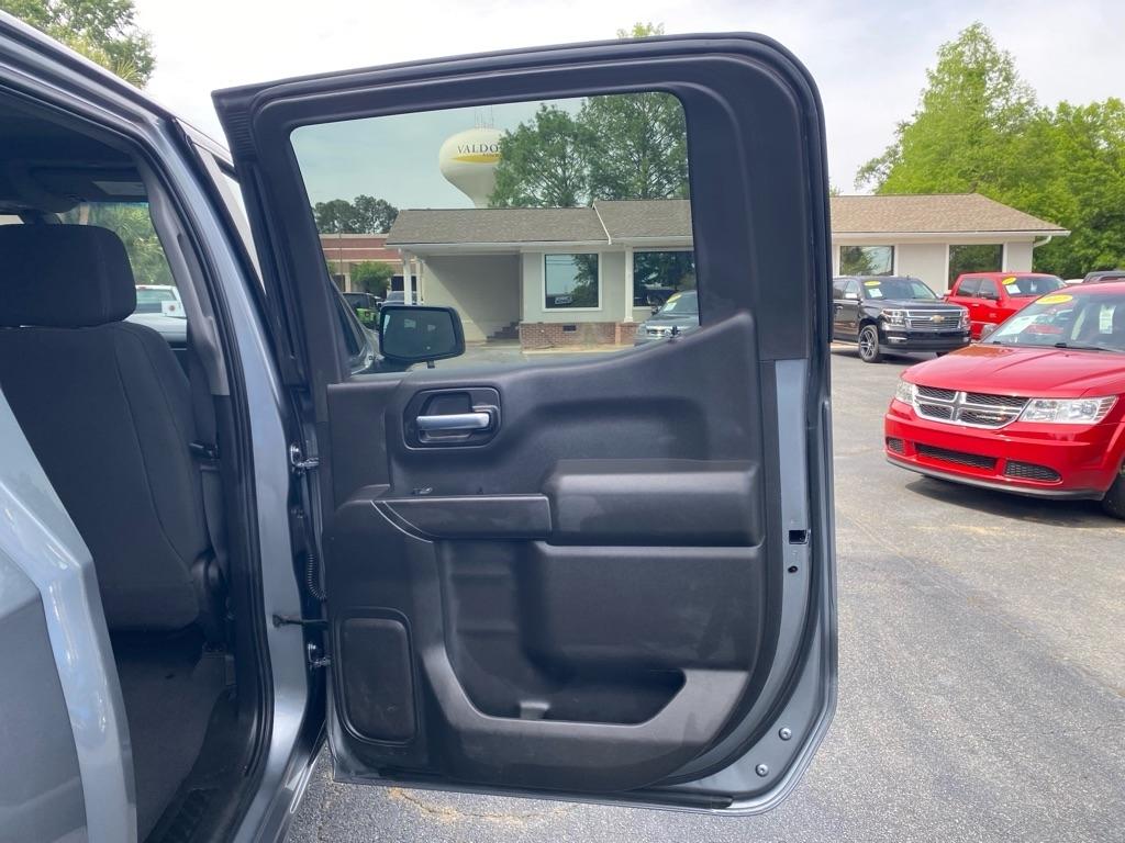 Chevrolet Silverado 1500 Custom Crew Cab Short Box 4WD 2021