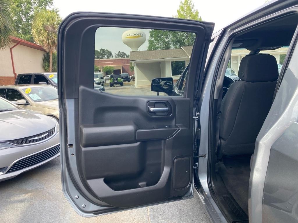 Chevrolet Silverado 1500 Custom Crew Cab Short Box 4WD 2021