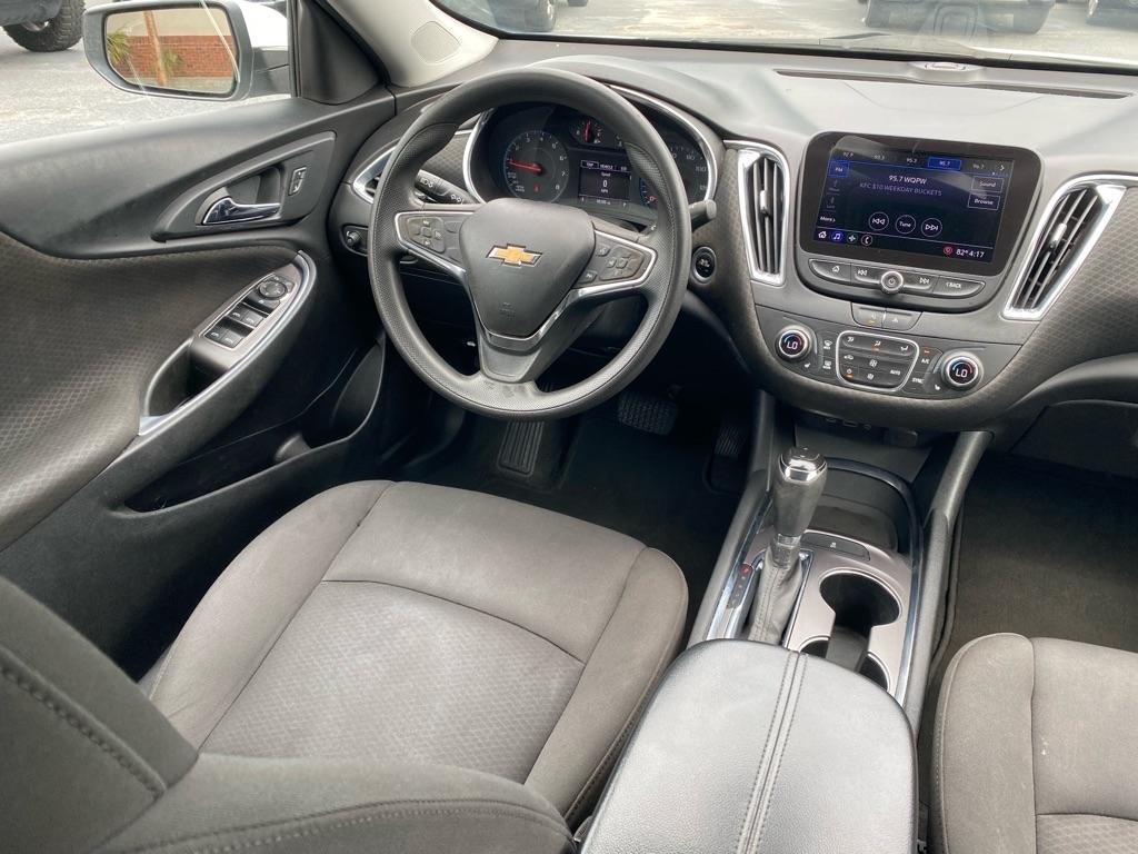 Chevrolet Malibu  2020