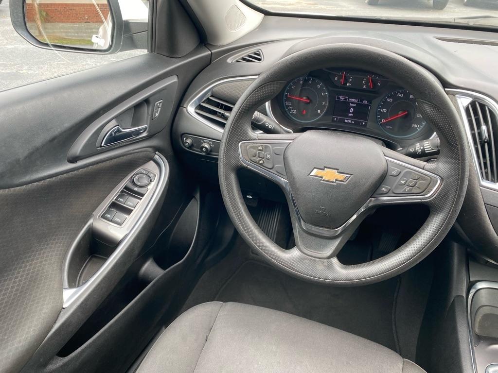 Chevrolet Malibu  2020