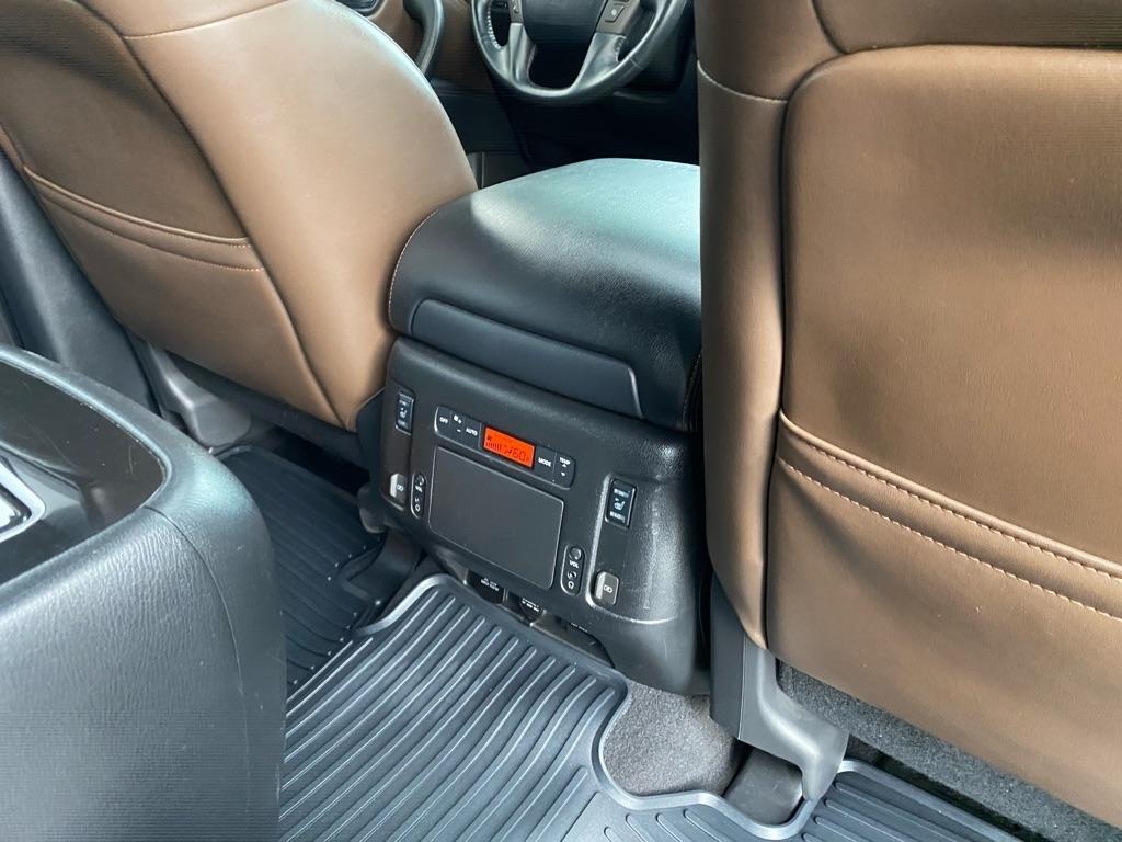Nissan Armada Platinum Reserve 2018