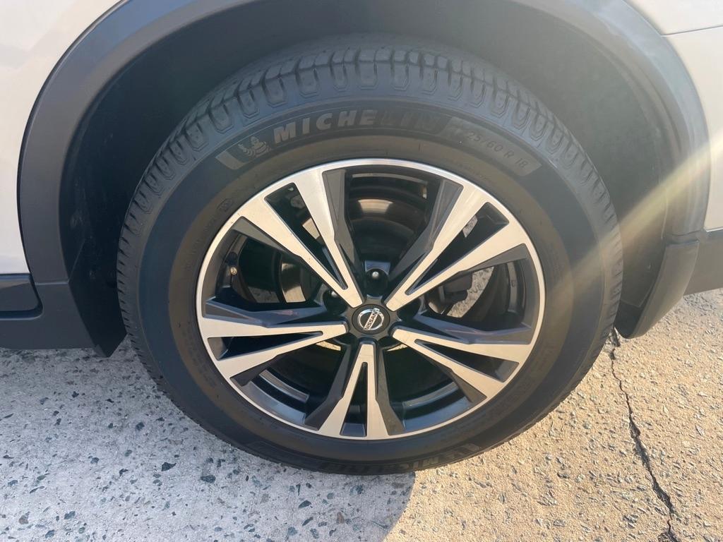 Nissan Rogue  2017