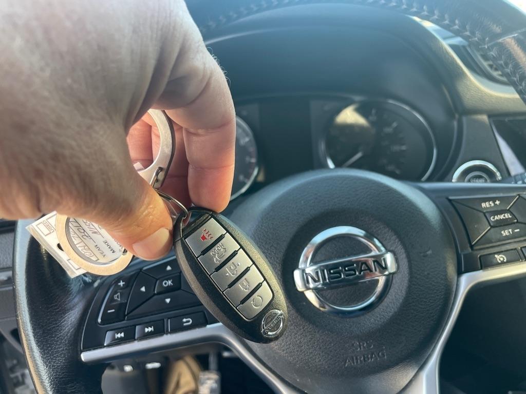 Nissan Rogue  2017