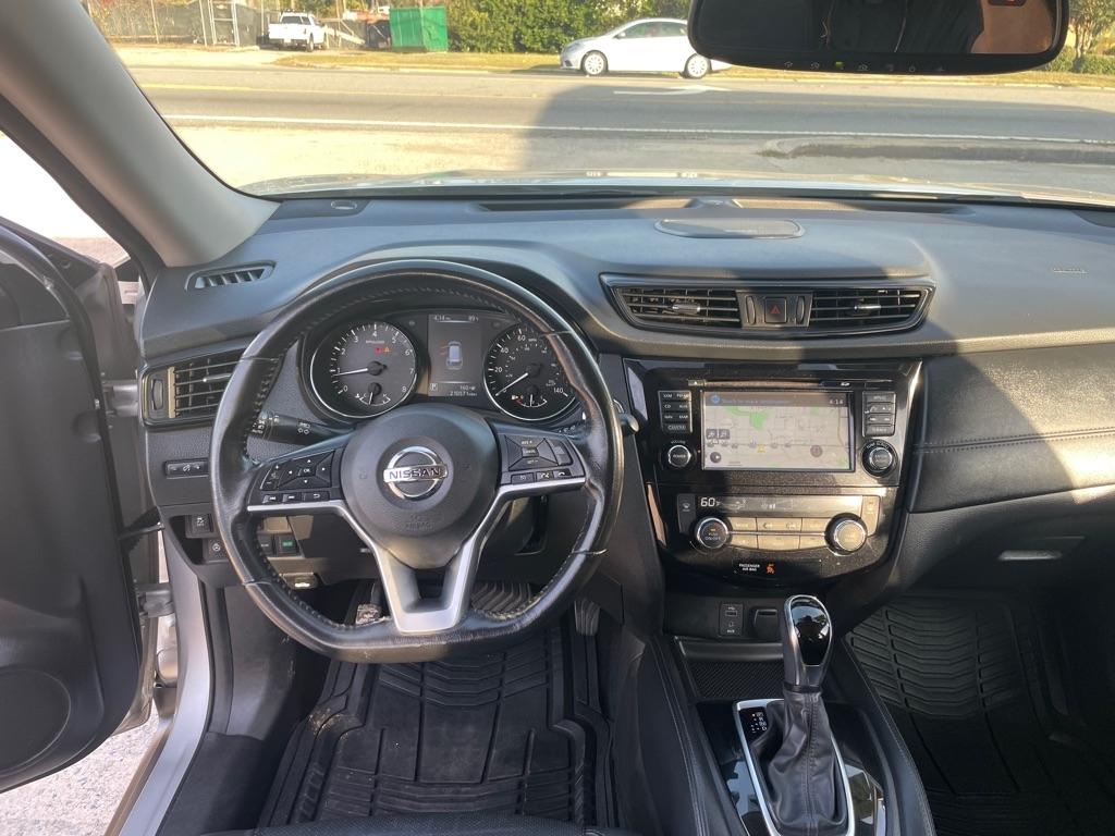 Nissan Rogue  2017