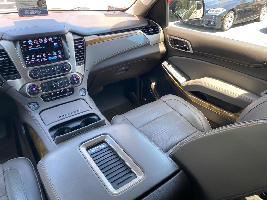 GMC Yukon XL Denali 2017