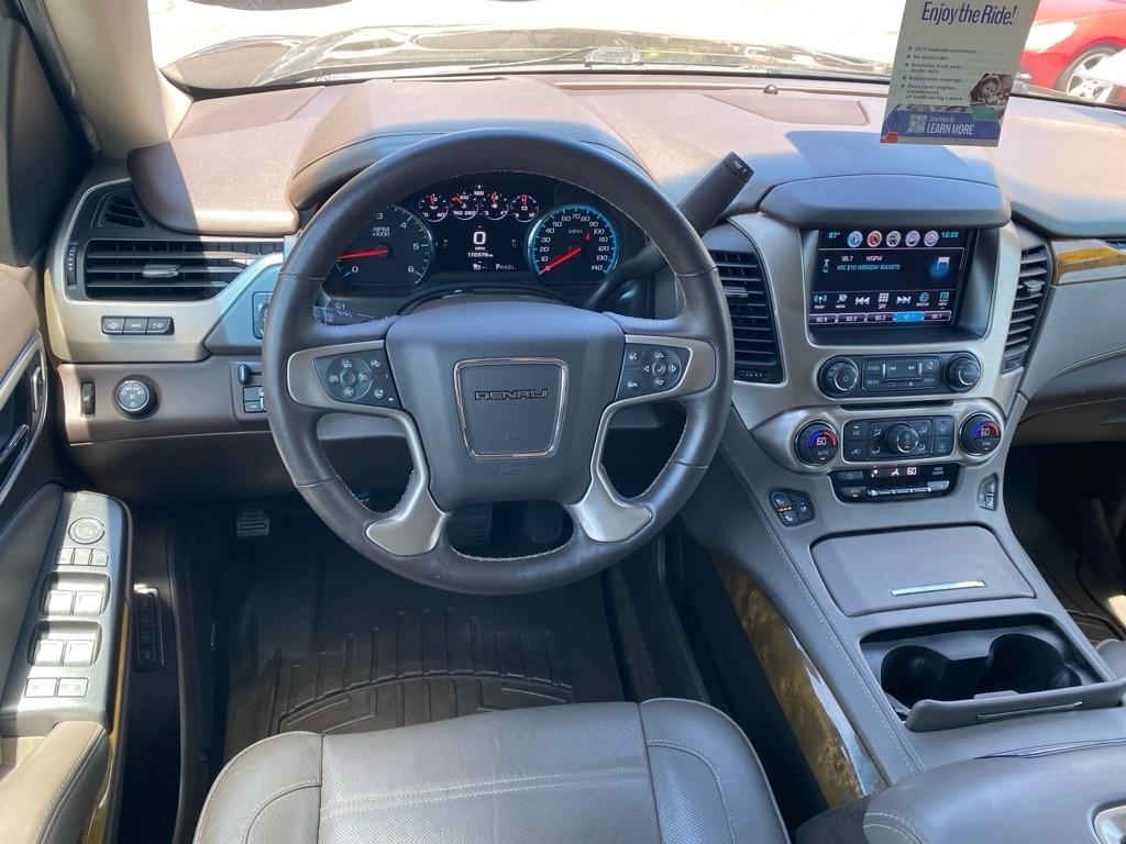 GMC Yukon XL Denali 2017