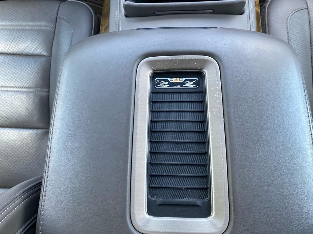 GMC Yukon XL Denali 2017
