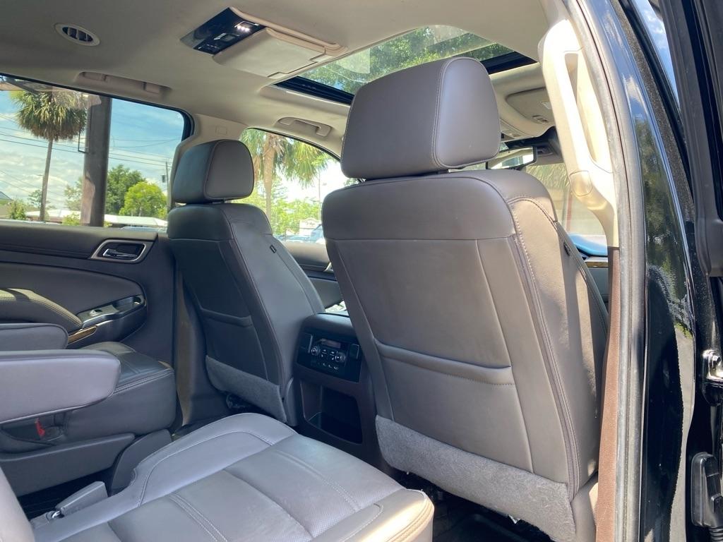 GMC Yukon XL Denali 2017