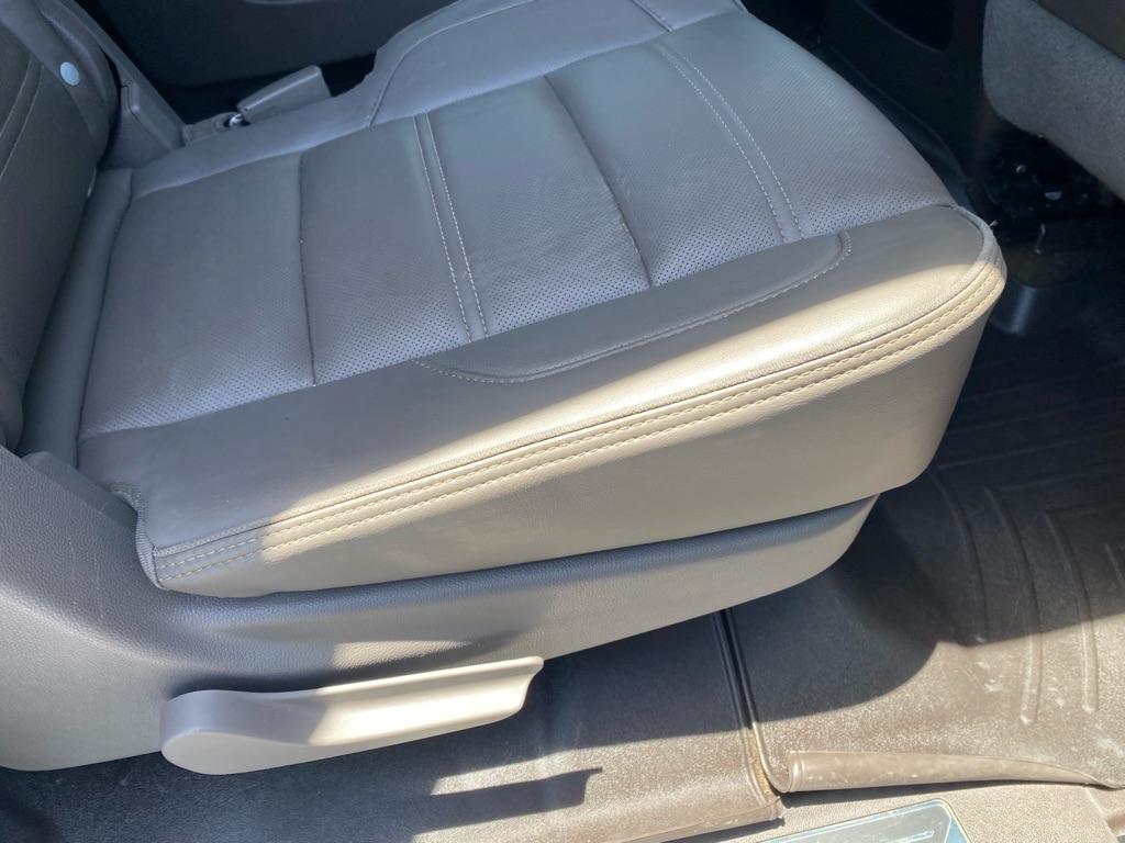 GMC Yukon XL Denali 2017