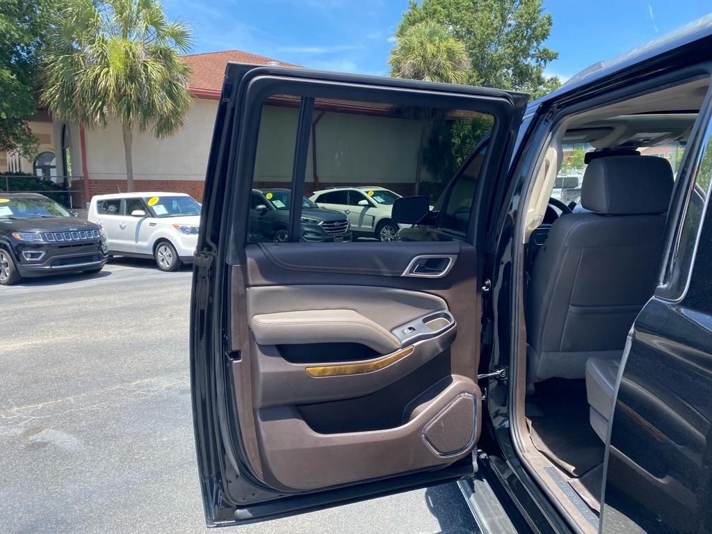 GMC Yukon XL Denali 2017