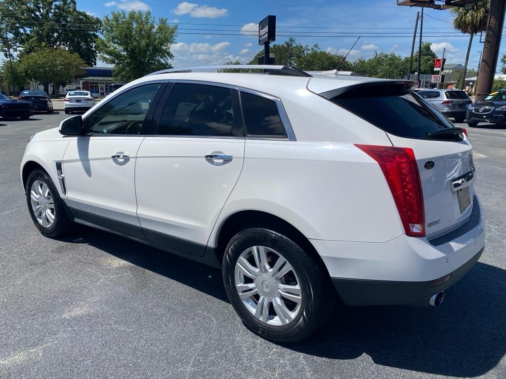 Cadillac SRX Luxury Collection 2011