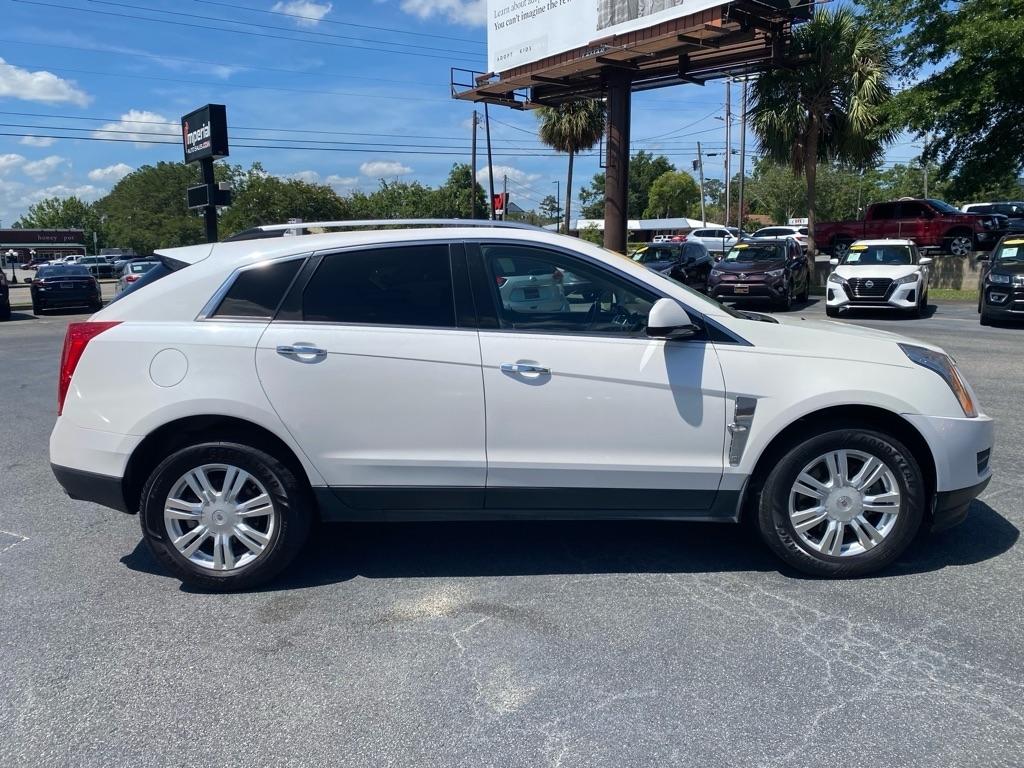 Cadillac SRX Luxury Collection 2011