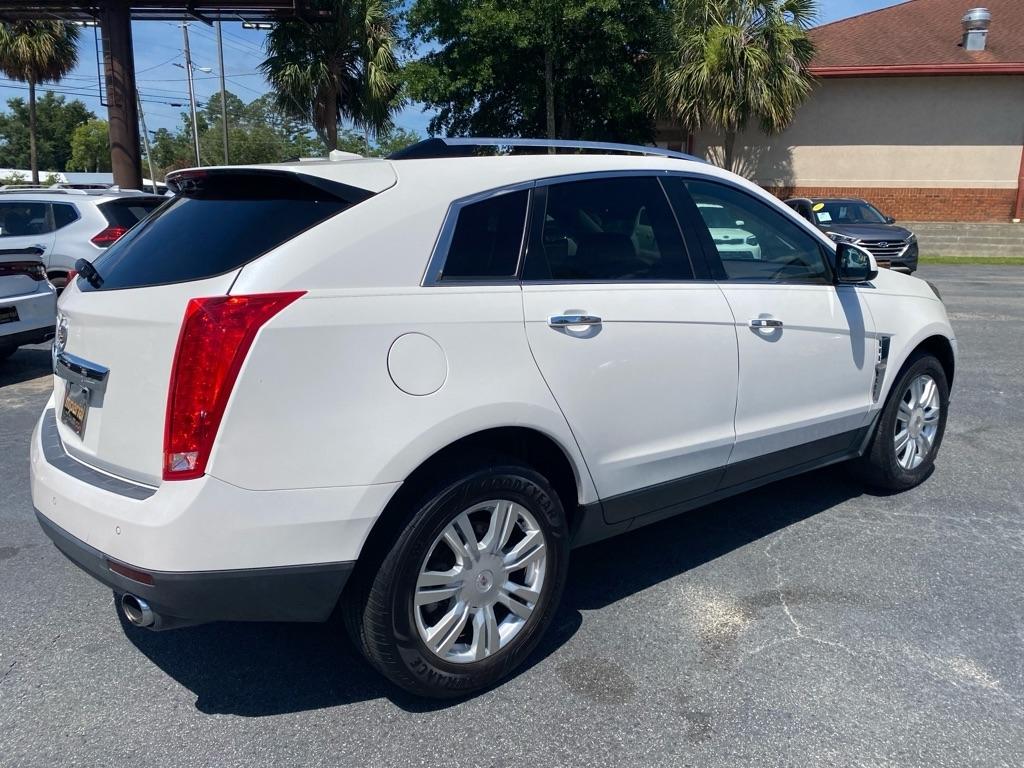 Cadillac SRX Luxury Collection 2011