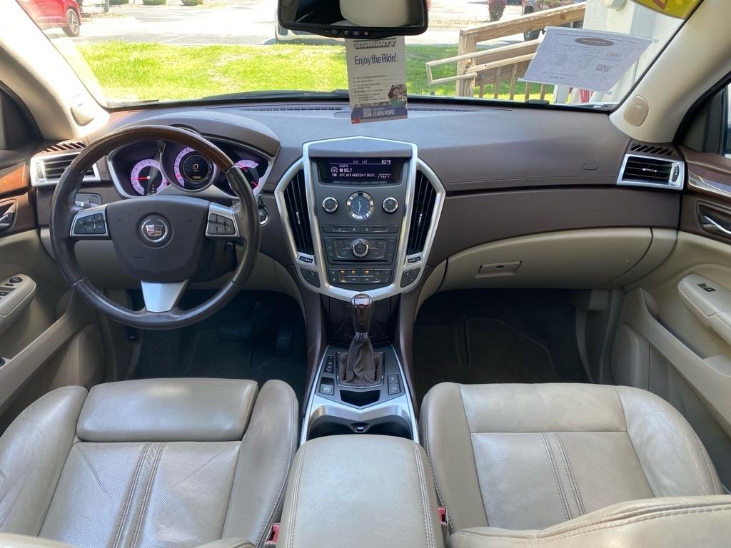 Cadillac SRX Luxury Collection 2011