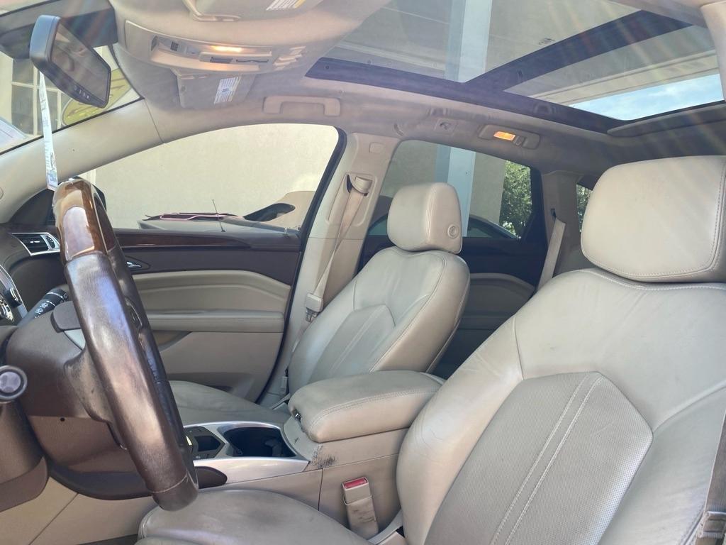 Cadillac SRX Luxury Collection 2011