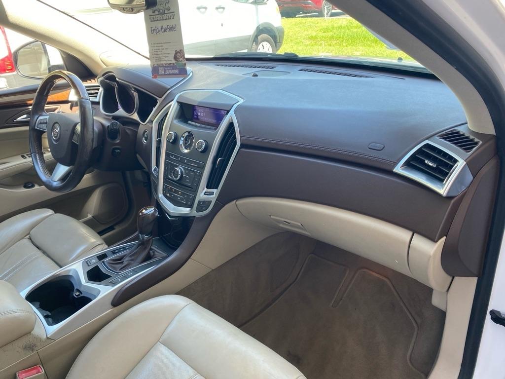 Cadillac SRX Luxury Collection 2011