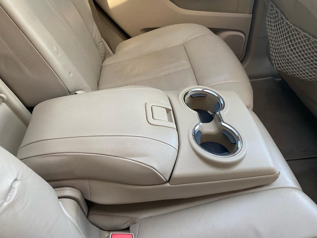 Cadillac SRX Luxury Collection 2011