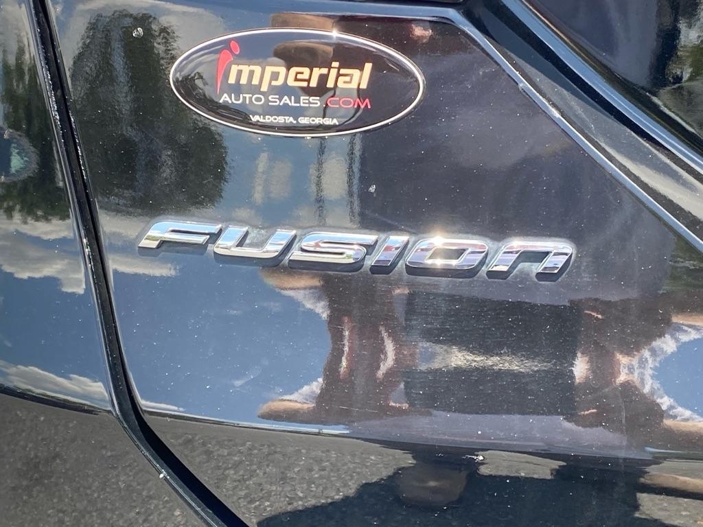 Ford Fusion SE 4D Sedan 4 Cyl 2016
