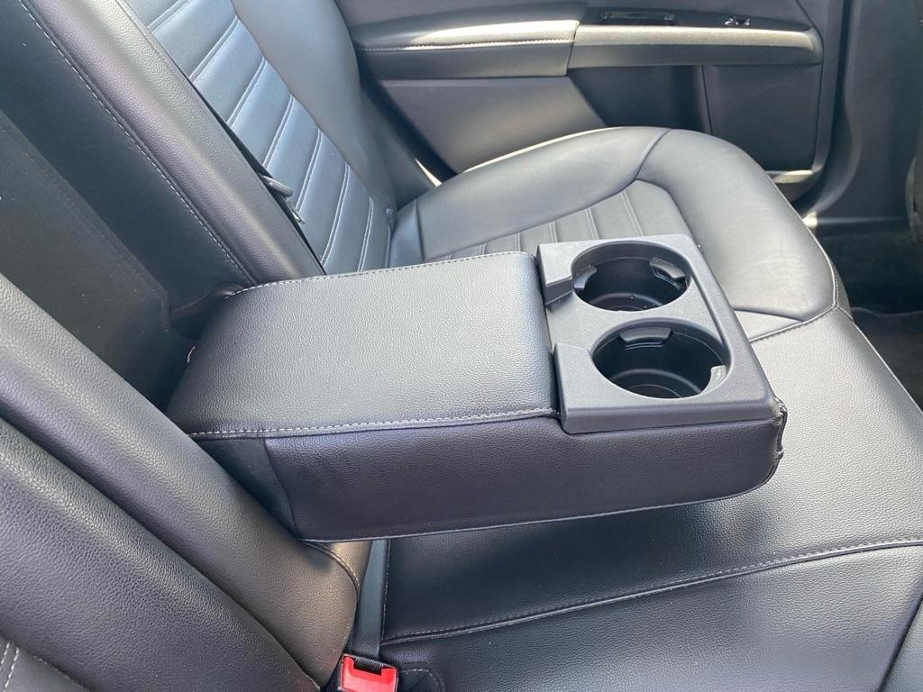 Ford Fusion SE 4D Sedan 4 Cyl 2016