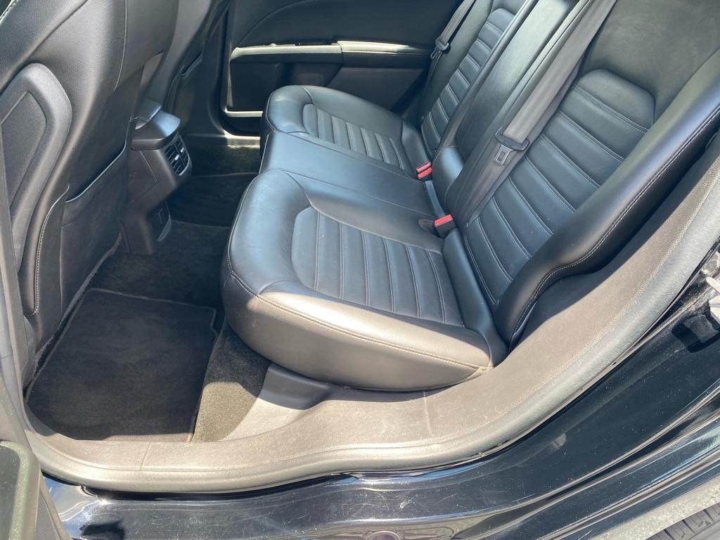 Ford Fusion SE 4D Sedan 4 Cyl 2016