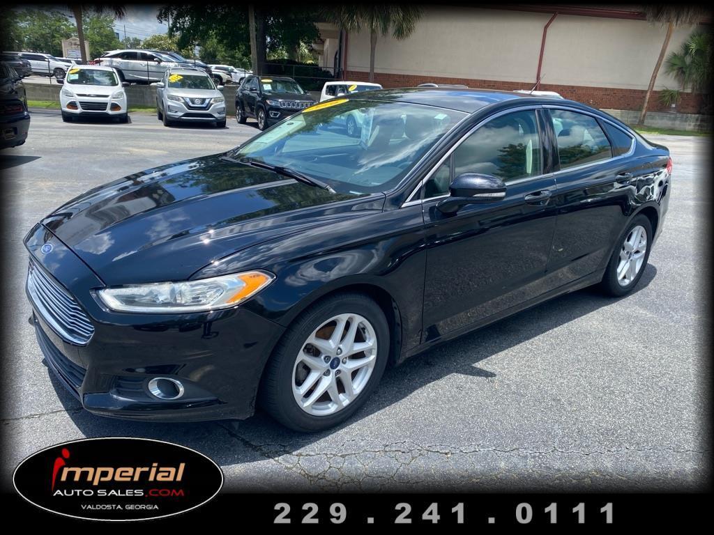 Ford Fusion SE 4D Sedan 4 Cyl 2016