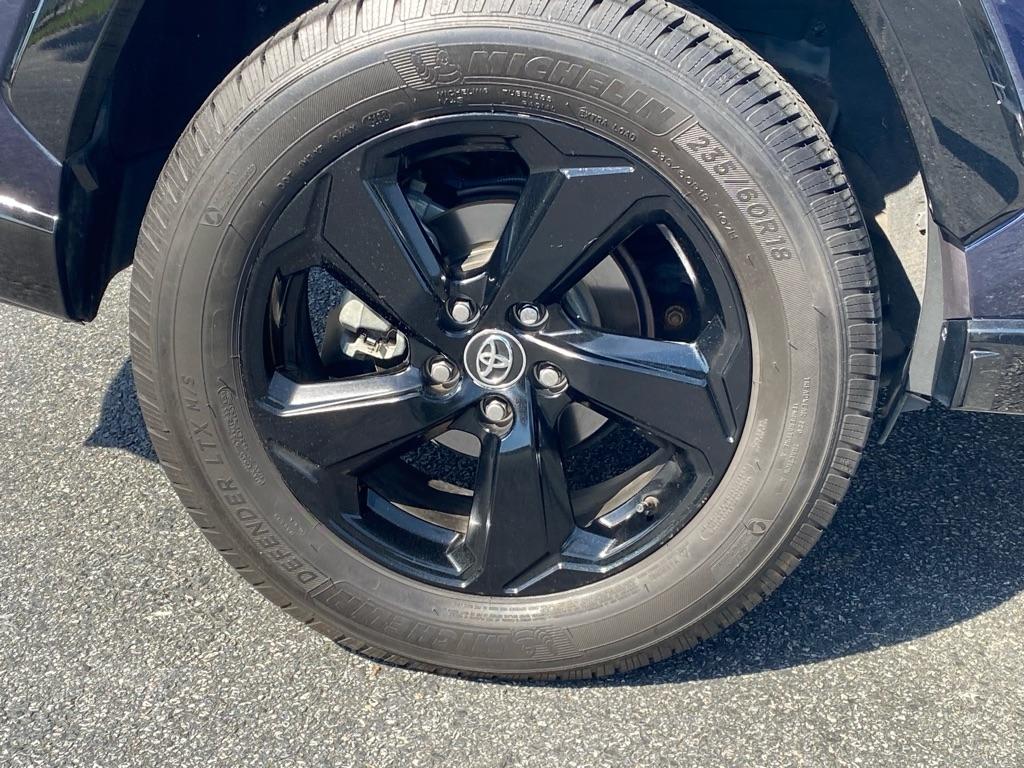 Toyota RAV4 Hybrid XLE AWD 2020