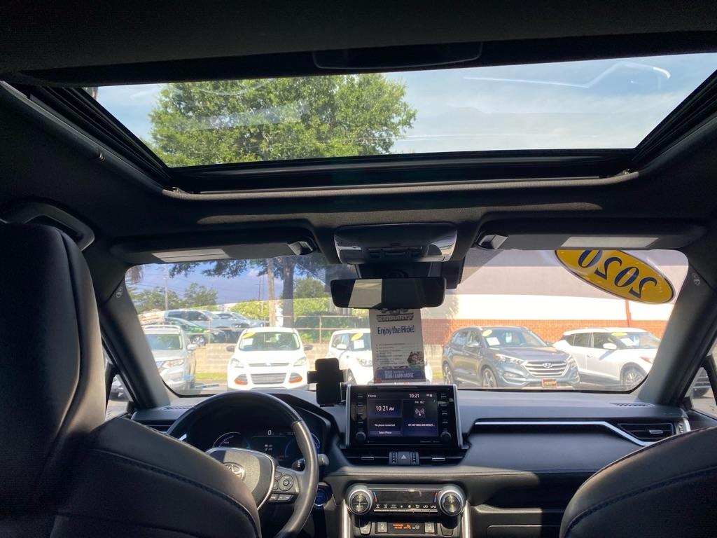 Toyota RAV4 Hybrid XLE AWD 2020