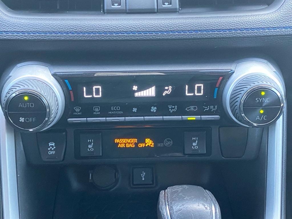 Toyota RAV4 Hybrid XLE AWD 2020