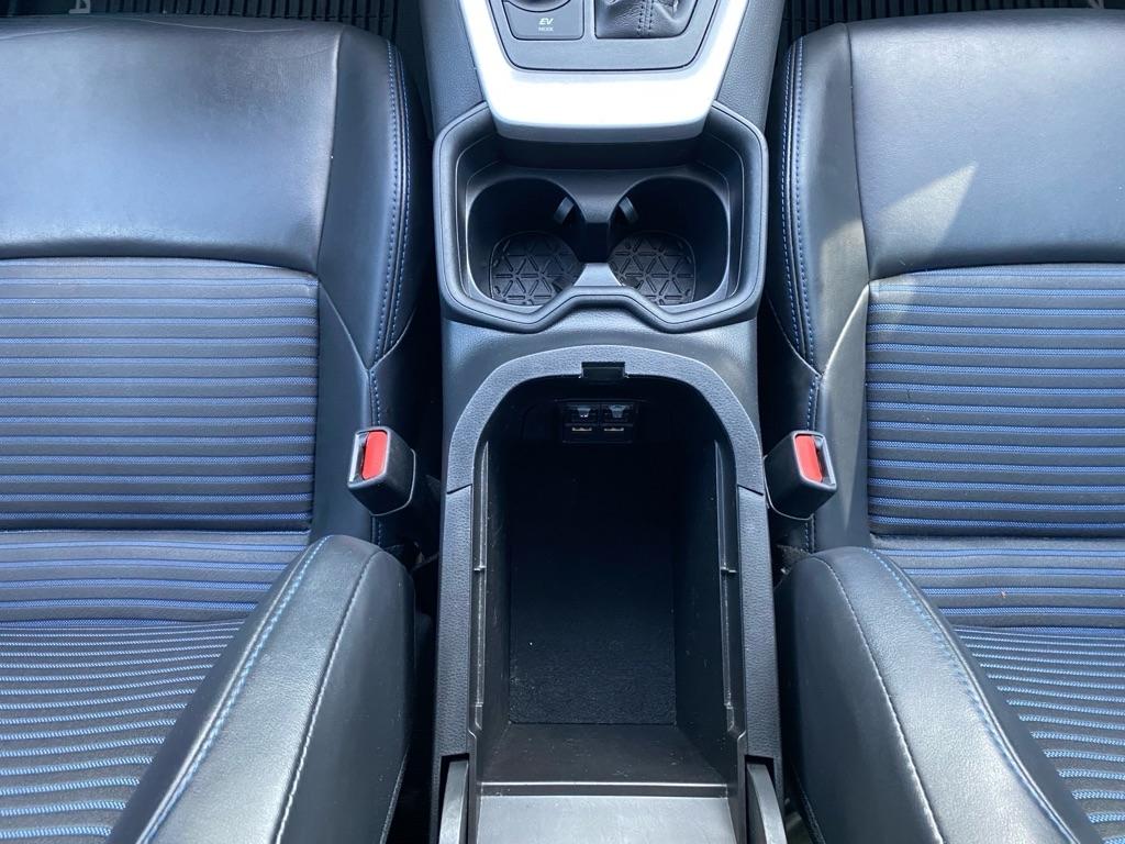 Toyota RAV4 Hybrid XLE AWD 2020