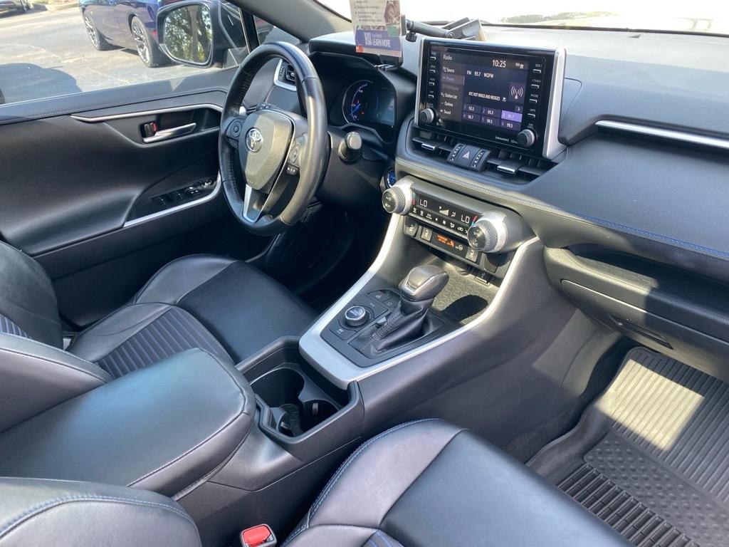 Toyota RAV4 Hybrid XLE AWD 2020