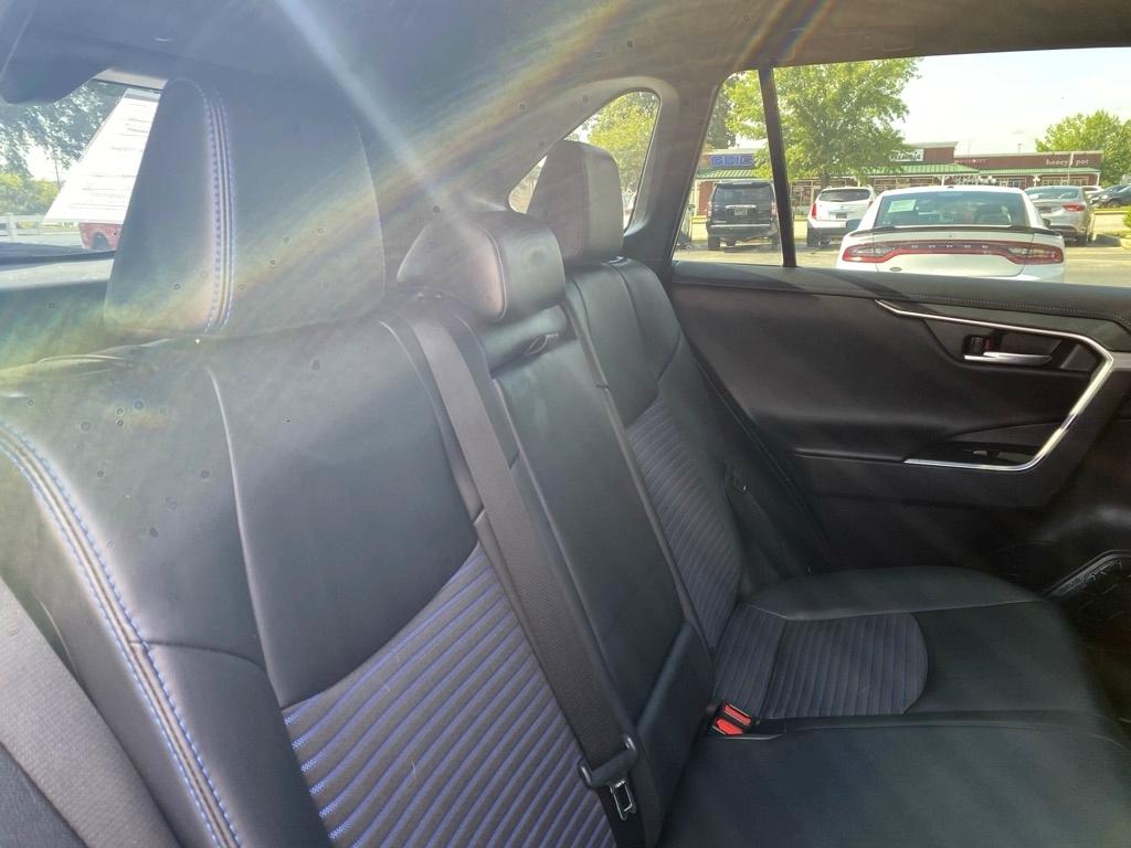 Toyota RAV4 Hybrid XLE AWD 2020