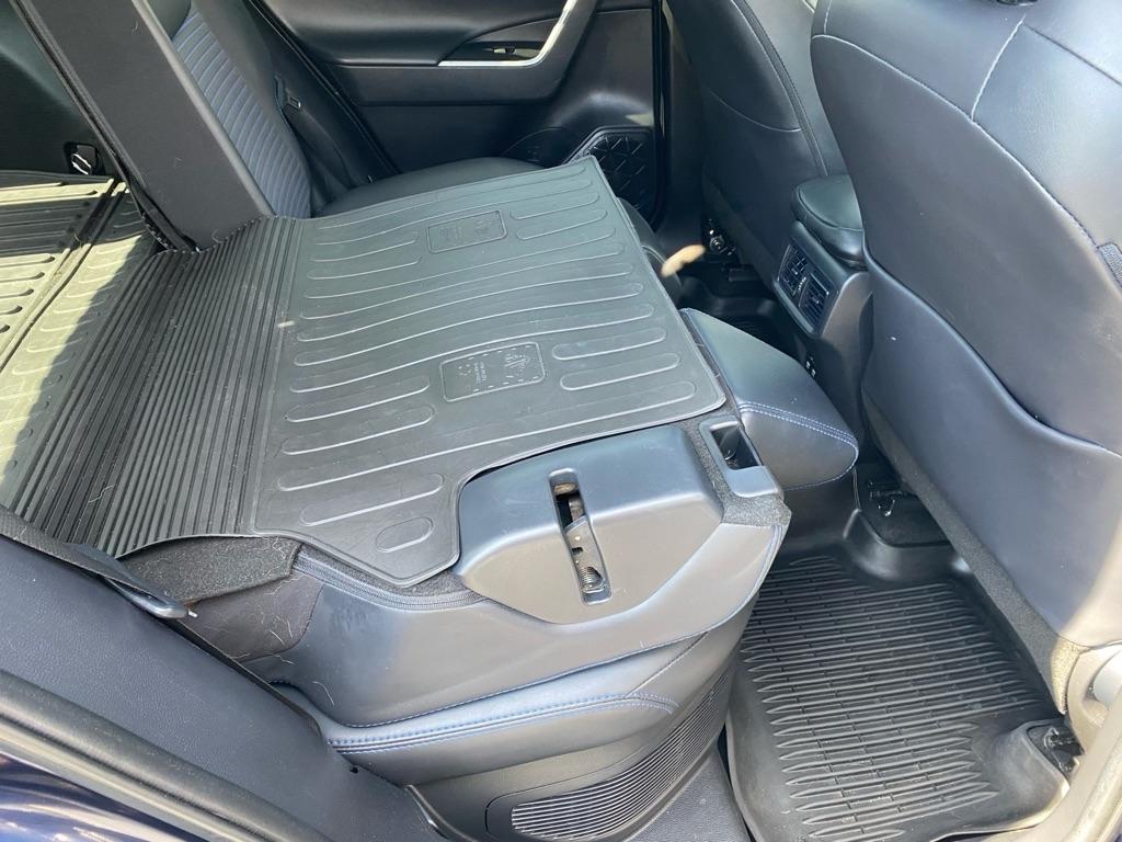 Toyota RAV4 Hybrid XLE AWD 2020