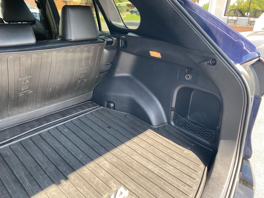 Toyota RAV4 Hybrid XLE AWD 2020