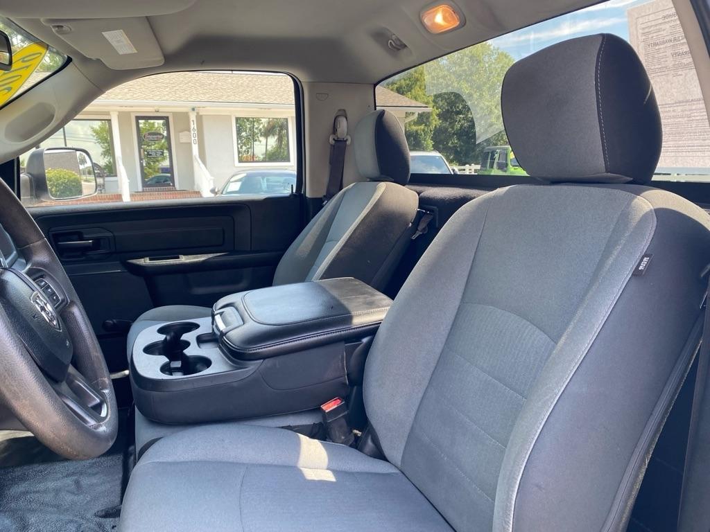 RAM 1500 Classic Tradesman Regular Cab SWB 4WD 2019