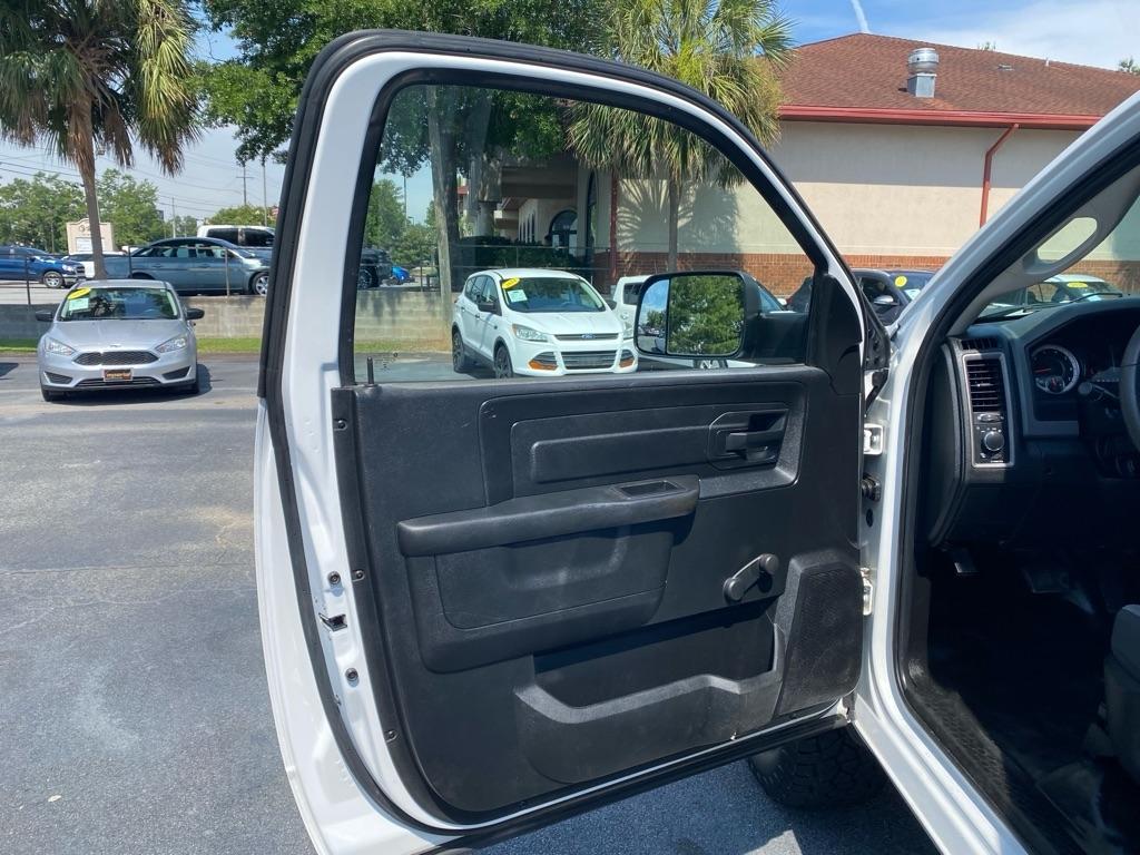 RAM 1500 Classic Tradesman Regular Cab SWB 4WD 2019