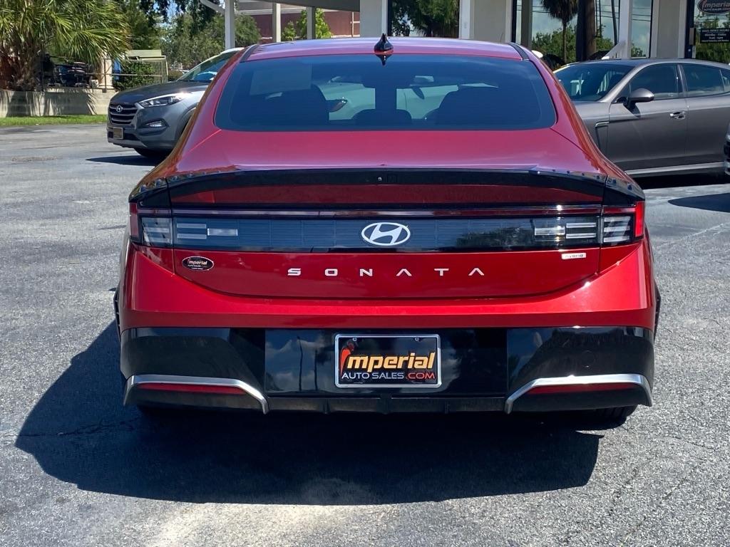 Hyundai Sonata Hybrid  2024