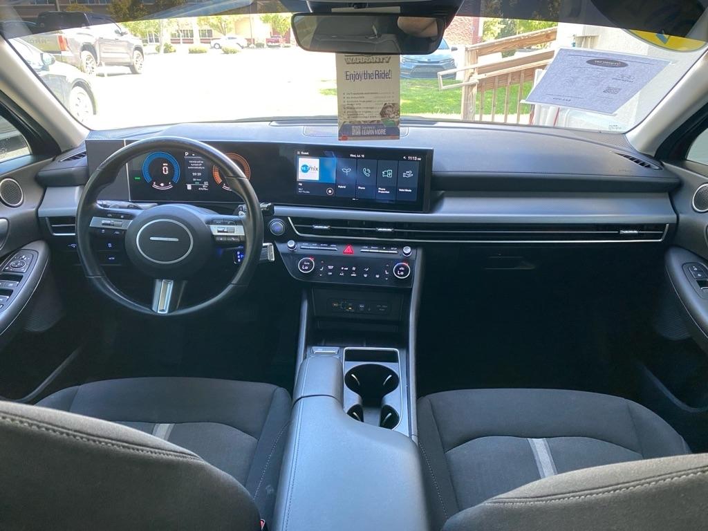 Hyundai Sonata Hybrid  2024