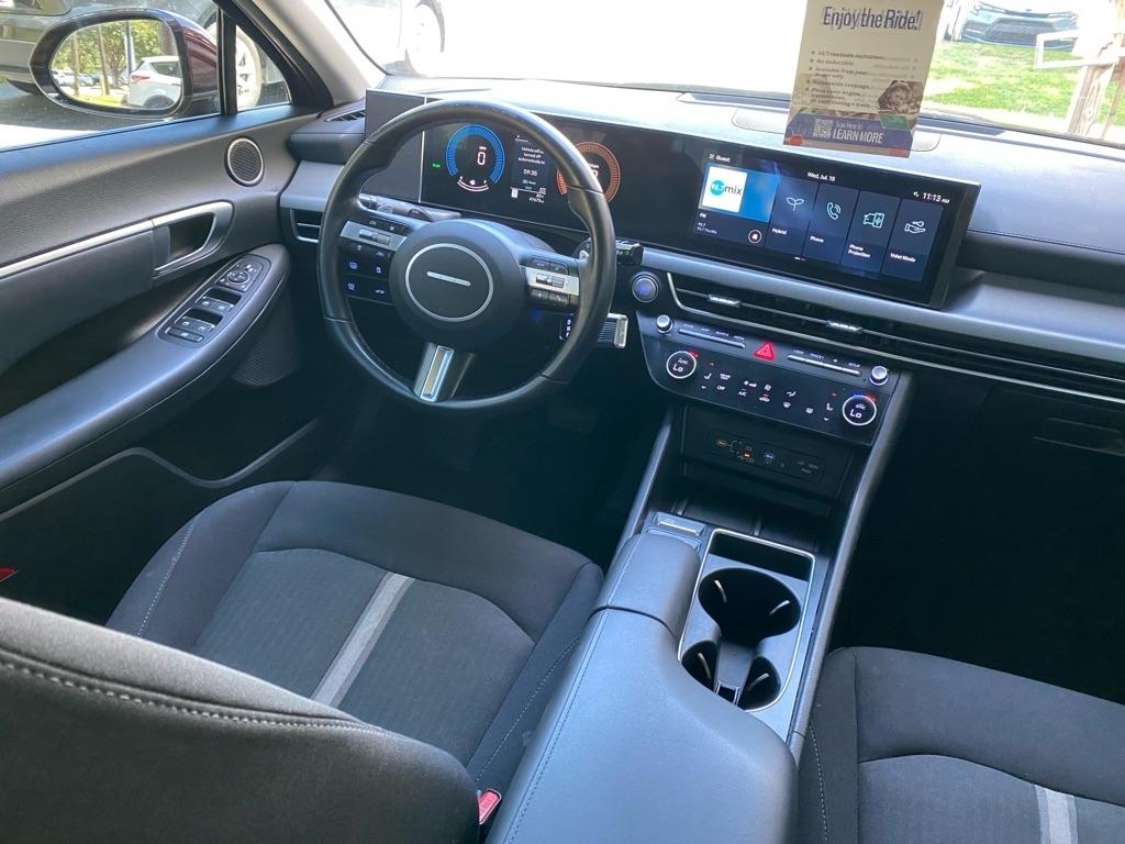 Hyundai Sonata Hybrid  2024