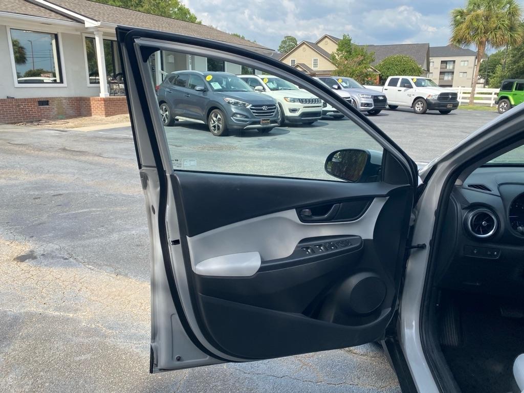 Hyundai Kona  2022