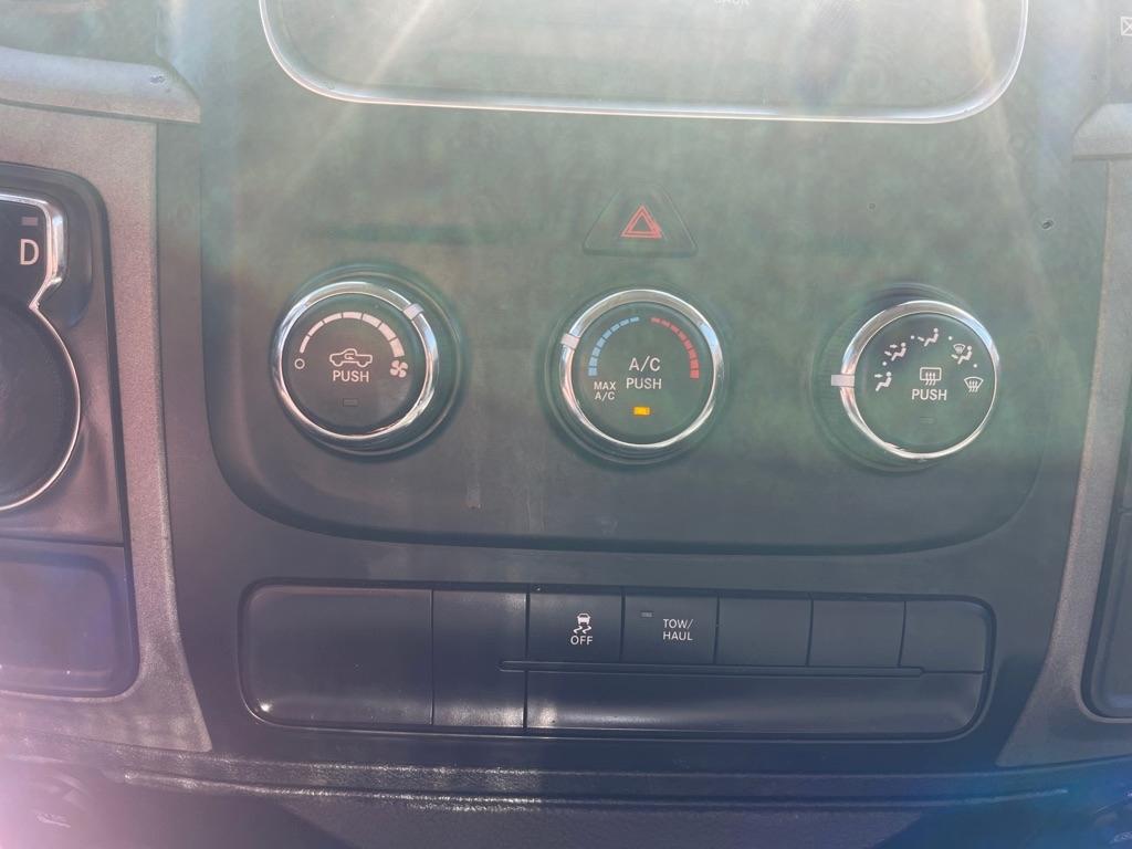RAM 1500 Classic Tradesman Crew Cab LWB 2WD 2019