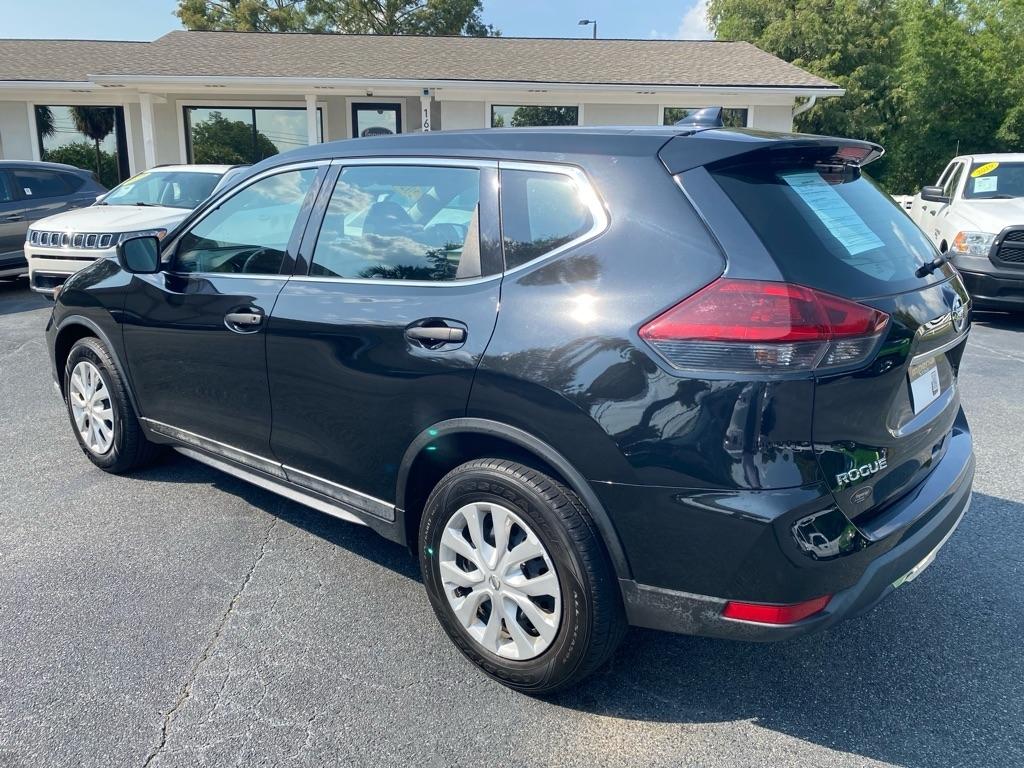 Nissan Rogue  2020