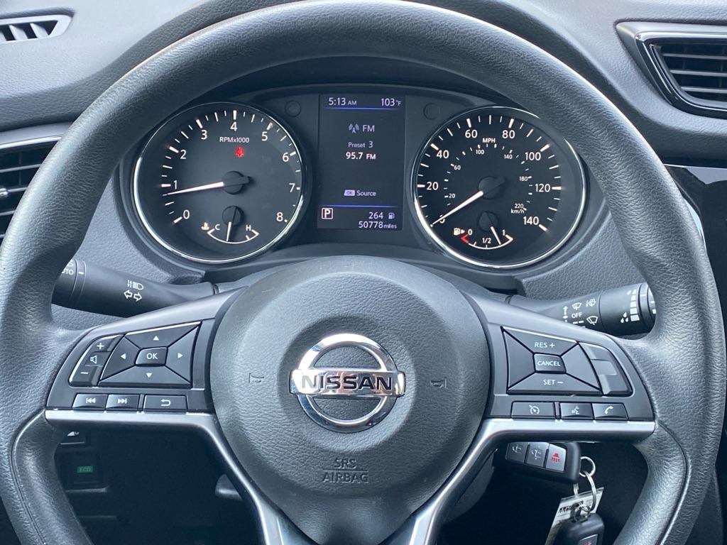 Nissan Rogue  2020