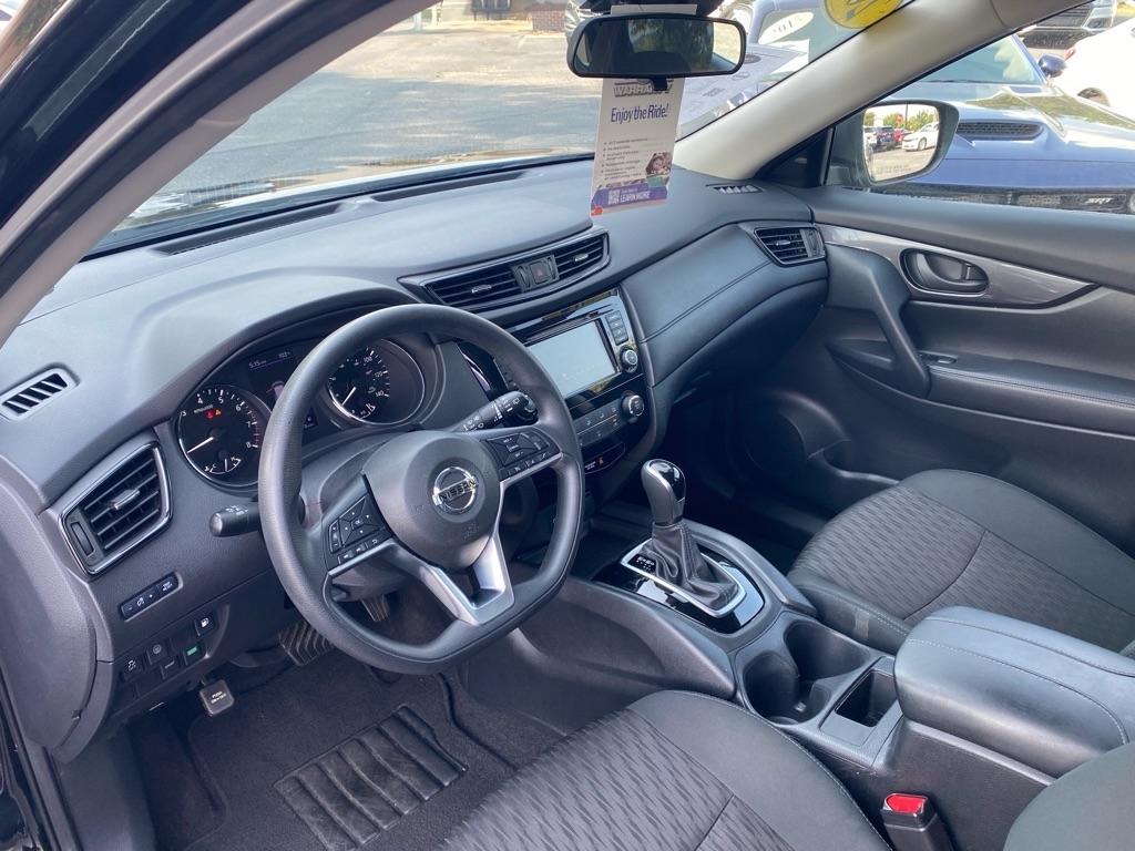 Nissan Rogue  2020