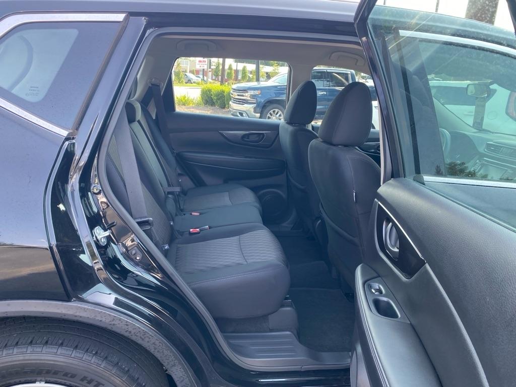 Nissan Rogue  2020