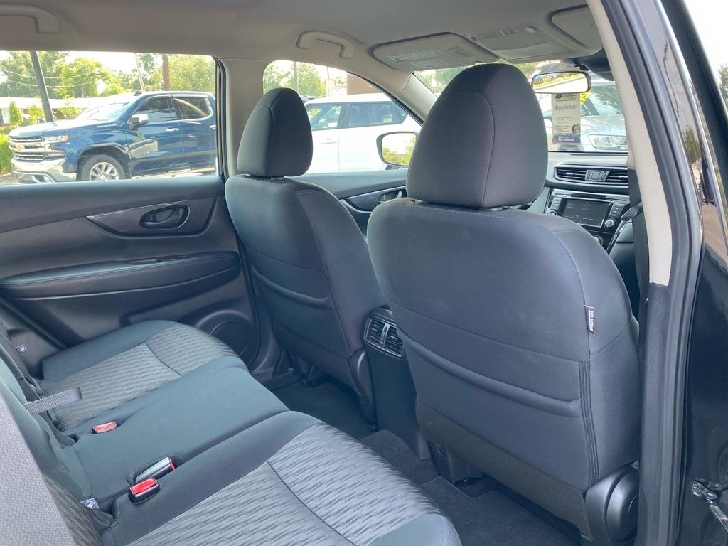 Nissan Rogue  2020