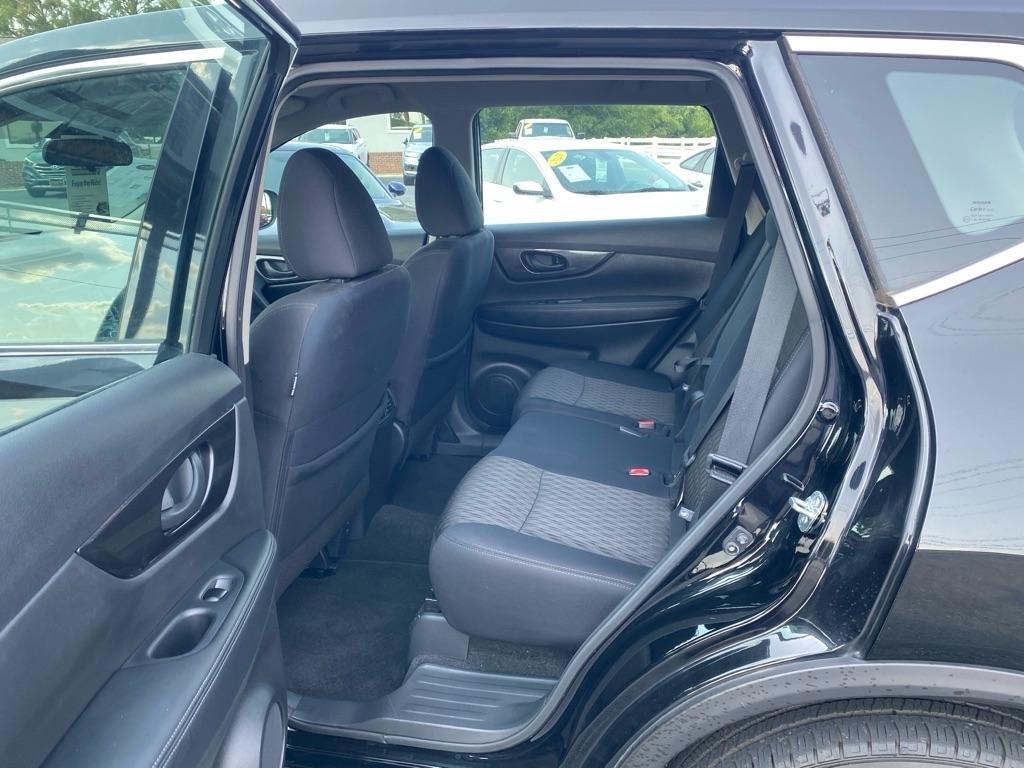 Nissan Rogue  2020