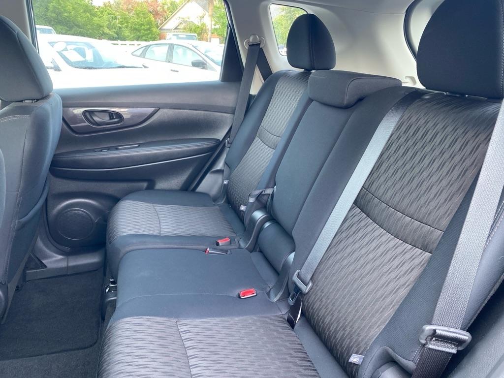 Nissan Rogue  2020