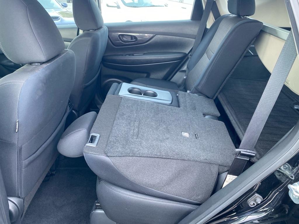 Nissan Rogue  2020
