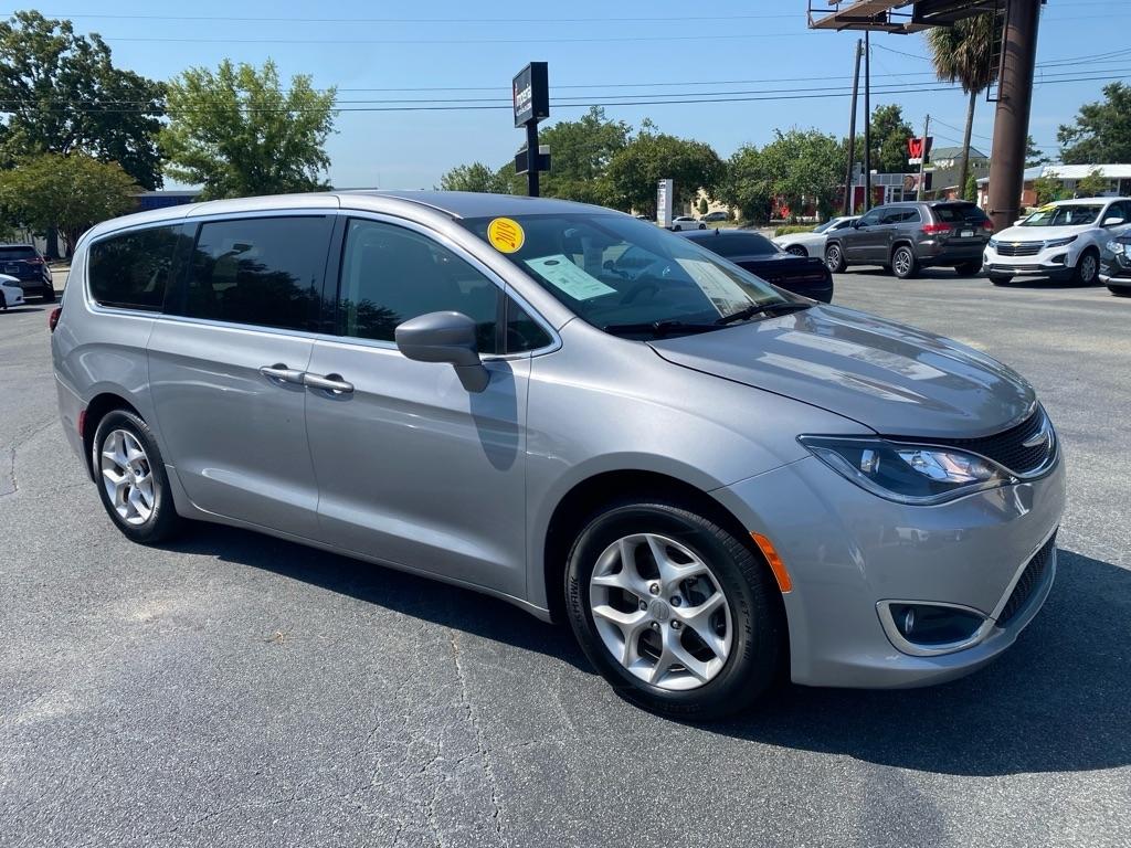Chrysler Pacifica Touring Plus 2019